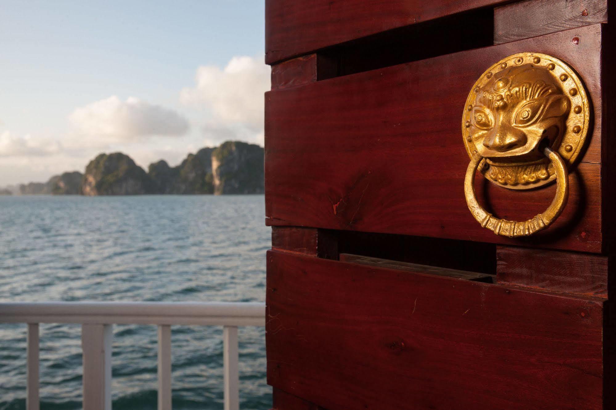 Royal Palace Cruise Ha Long Exteriör bild