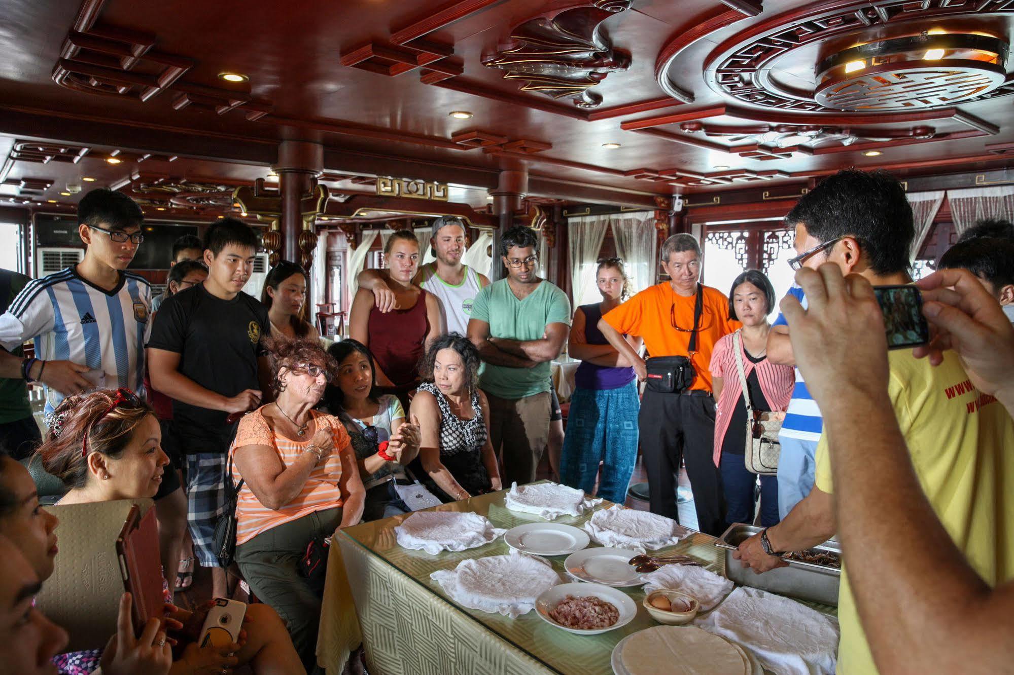 Royal Palace Cruise Ha Long Exteriör bild